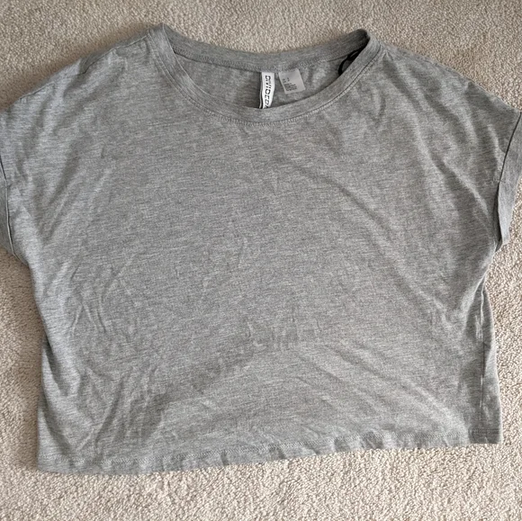 Top - Picture 1 of 1